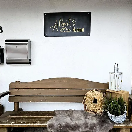 Alberts Huamat By Interhome