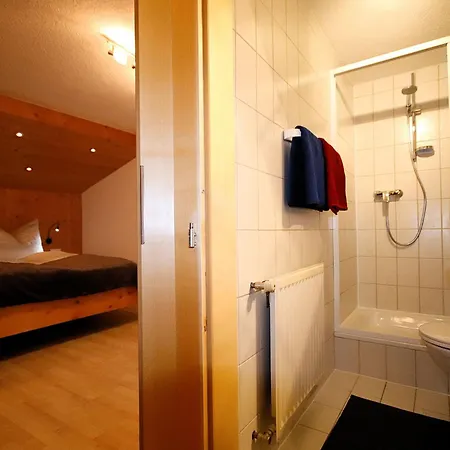 Alberts Huamat By Interhome *