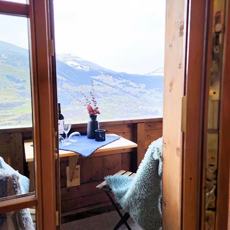 Alberts Huamat By Interhome Appartement Urgen