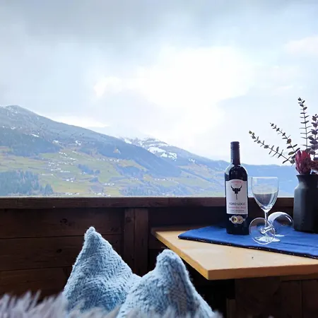 Alberts Huamat By Interhome Urgen