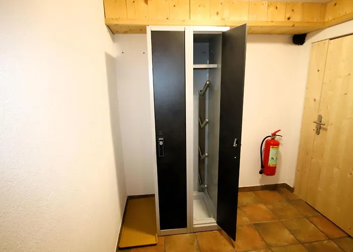 Appartamento Alberts Huamat By Interhome