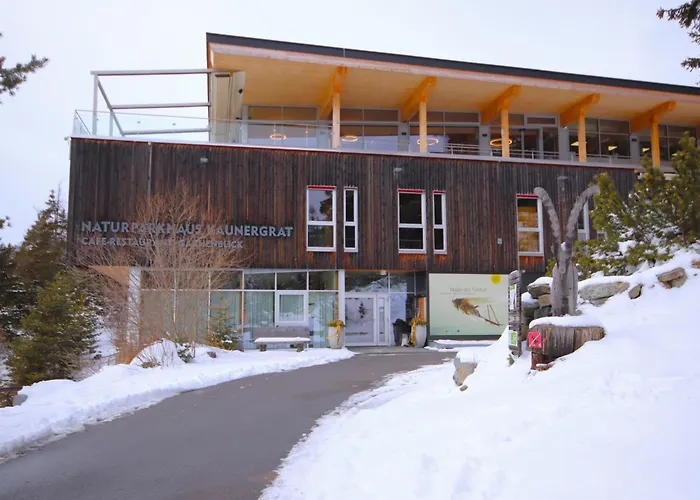 Alberts Huamat By Interhome *