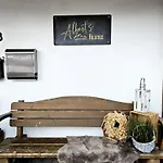 Alberts Huamat By Interhome